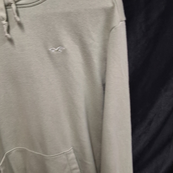 Hollister Green Crew Neck Sweater Soft Comfortable Stylish - Picture 4 of 13